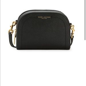 Small black used Marc jacobs crossbody bag - good condition!